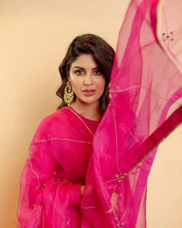 samyuktha menon_teluguvox 2